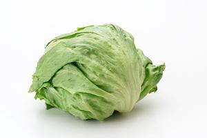 日本料理で有名な銀座で食事をする