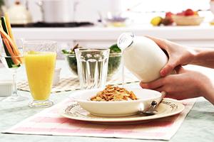 食べたいナッツやドライフルーツを注文