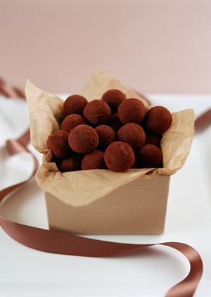 東京にあるシーシャバーでリラックス